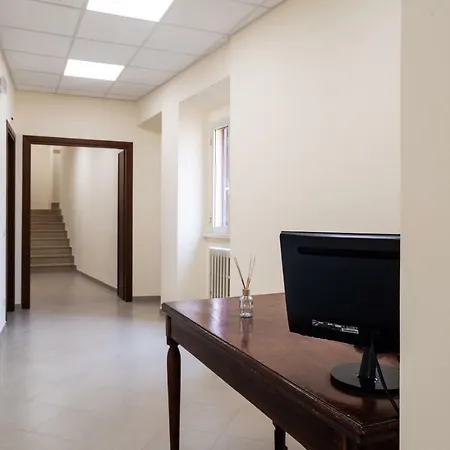 Minerva Monks Guest house 2*