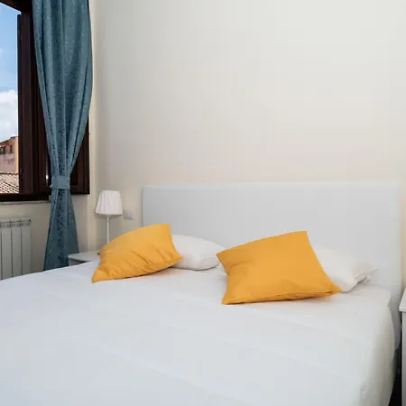 Minerva Monks Πανσιόν