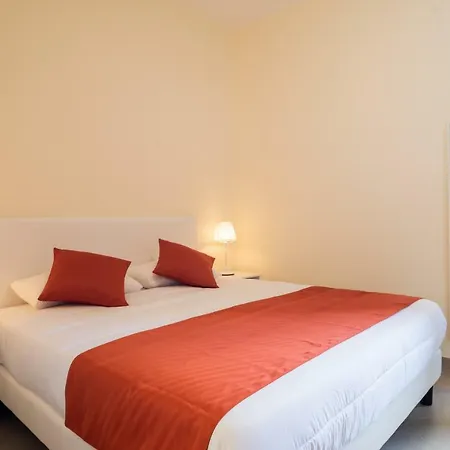 Πανσιόν Minerva Monks 4*