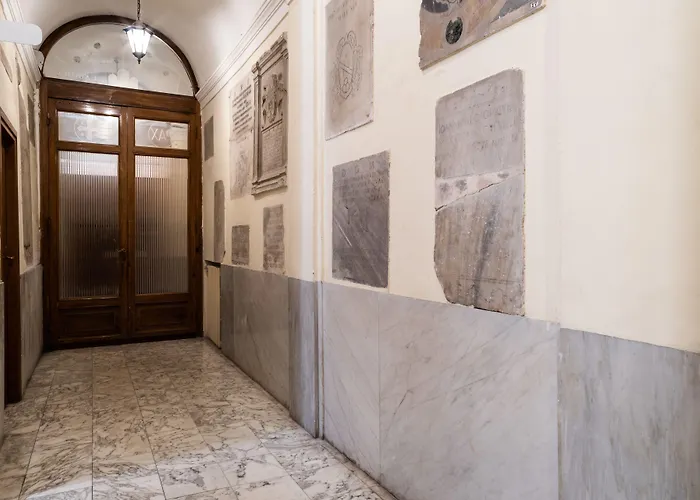 Minerva Monks Guest house