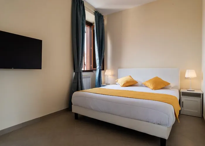 Guest house Minerva Monks 4*