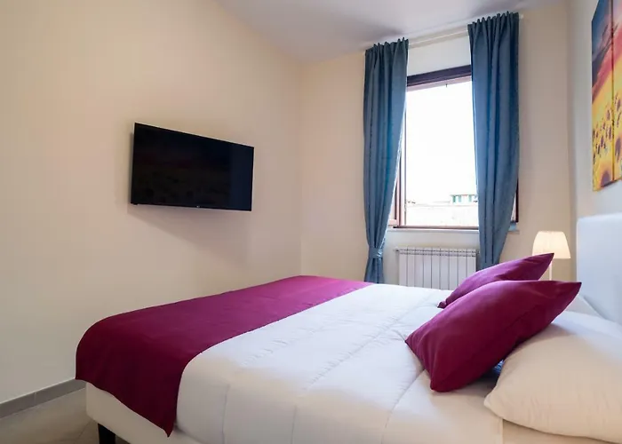 Minerva Monks Guest house