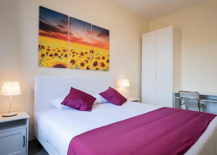 Guest house Minerva Monks 4*